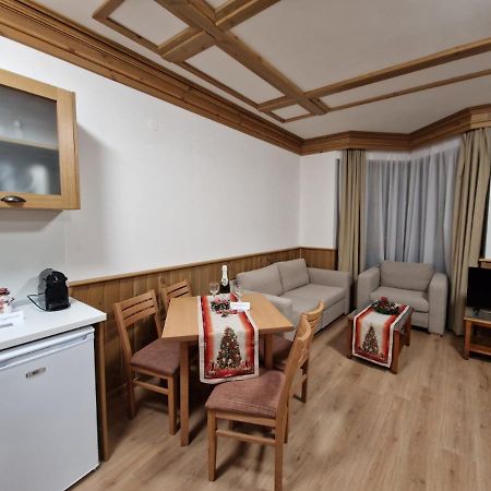 Pirin Golf Private Apartments & Studios Разлог Екстериор снимка